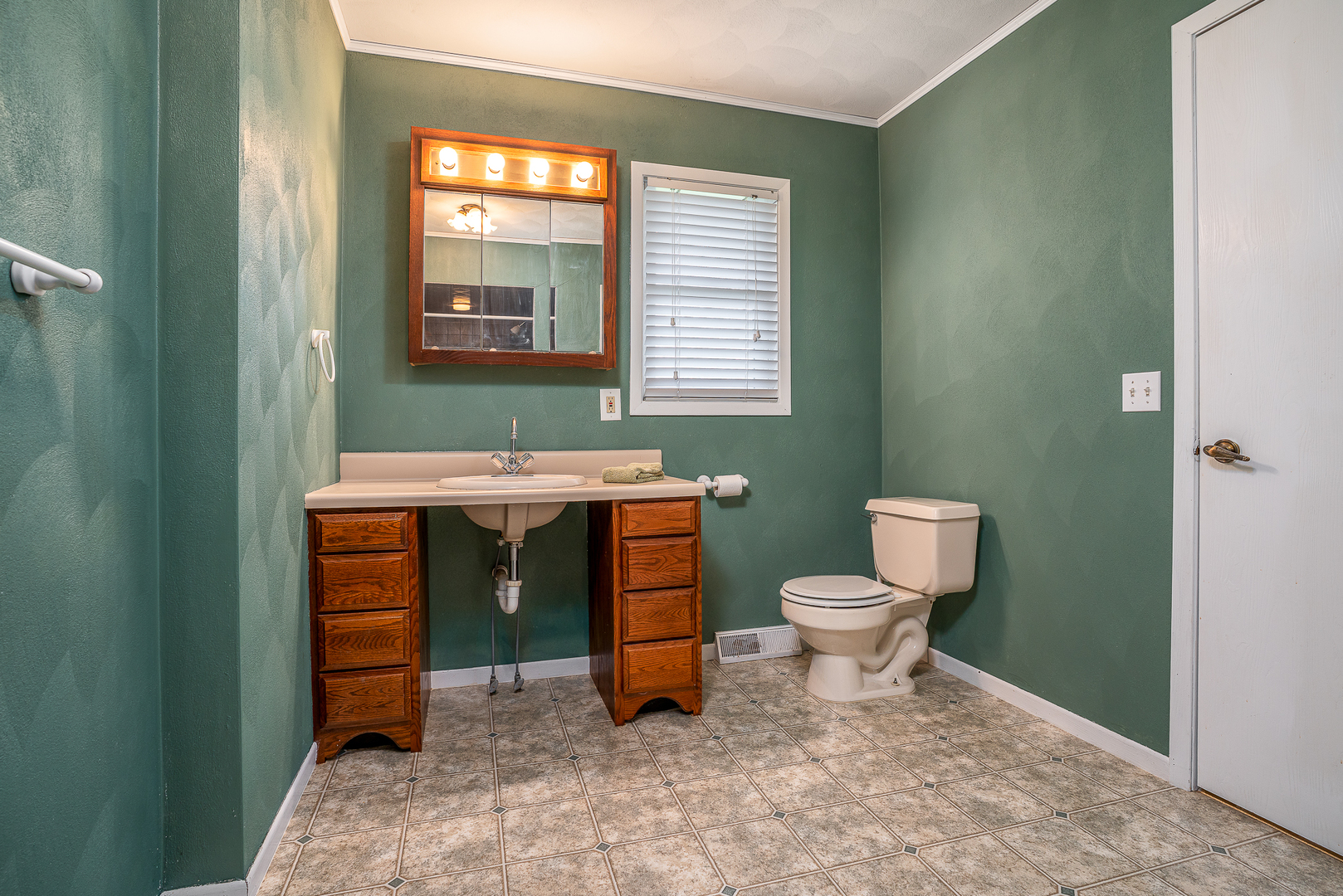 9 Valley View Drive Property Photo 19