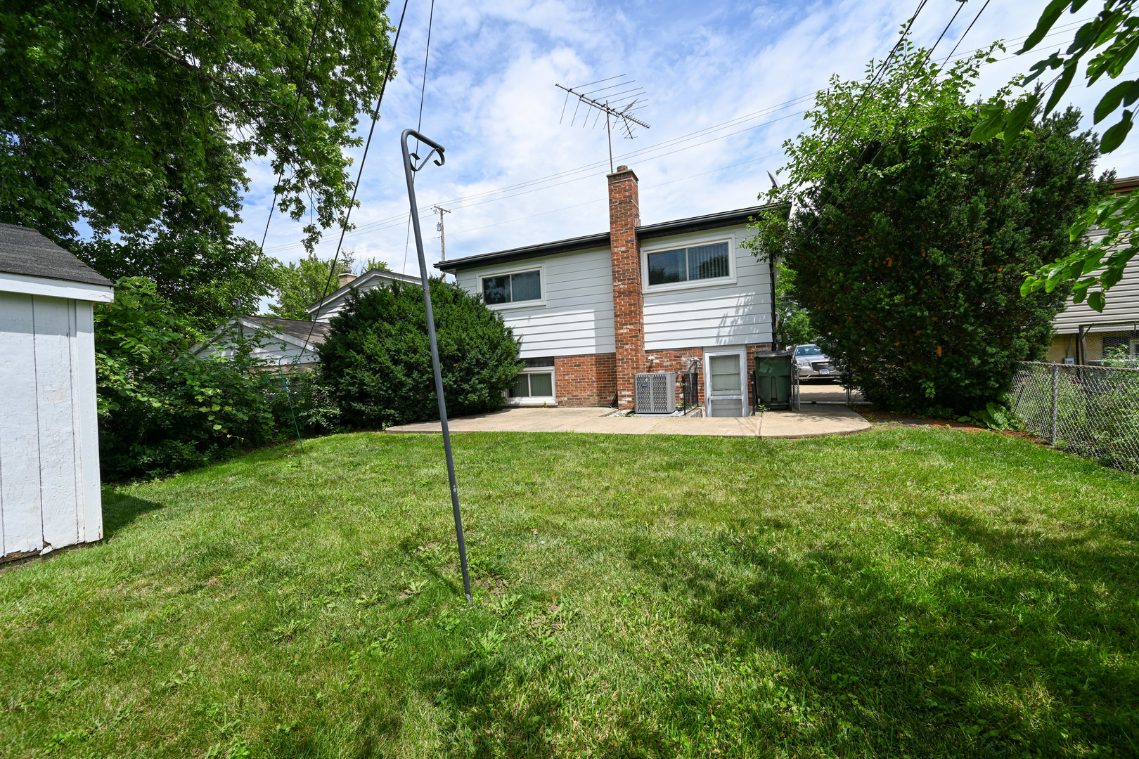 1322 S Arlington Heights Road Property Photo 15