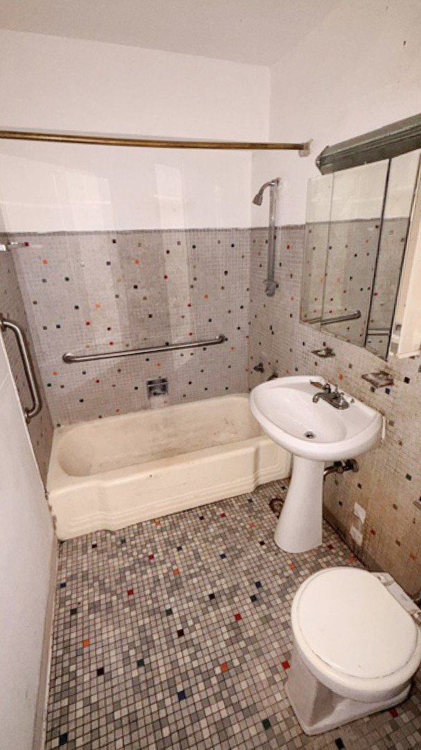 7337 S South Shore Drive 620 Property Photo 12