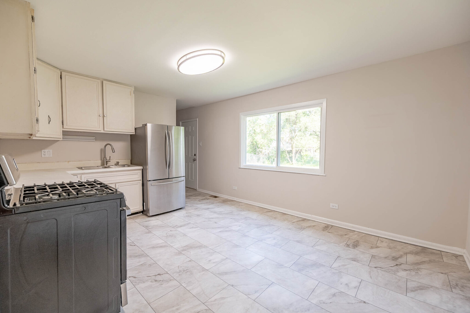 2941 223rd Place Property Photo 3