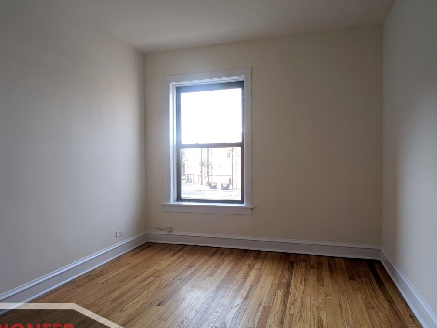 2651 N Spaulding Avenue 2e Property Photo 8