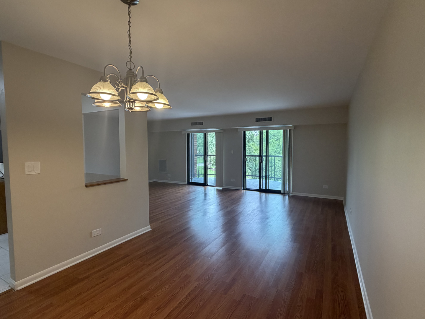 1415 E Central Road 318c Property Photo 6