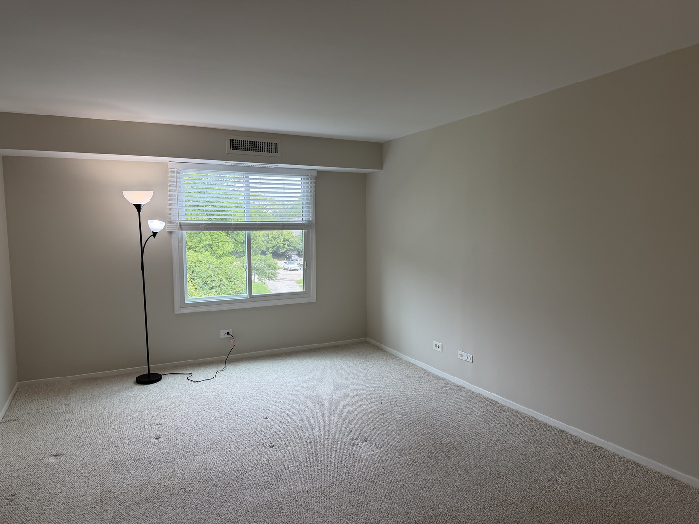 1415 E Central Road 318c Property Photo 11