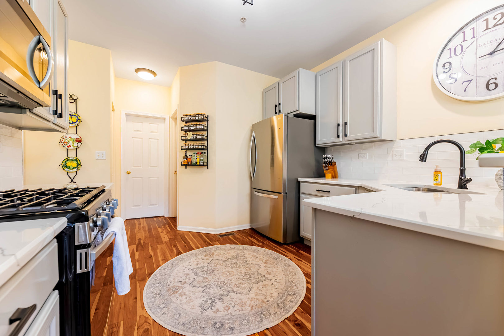 73 Woodview Drive Property Photo 12