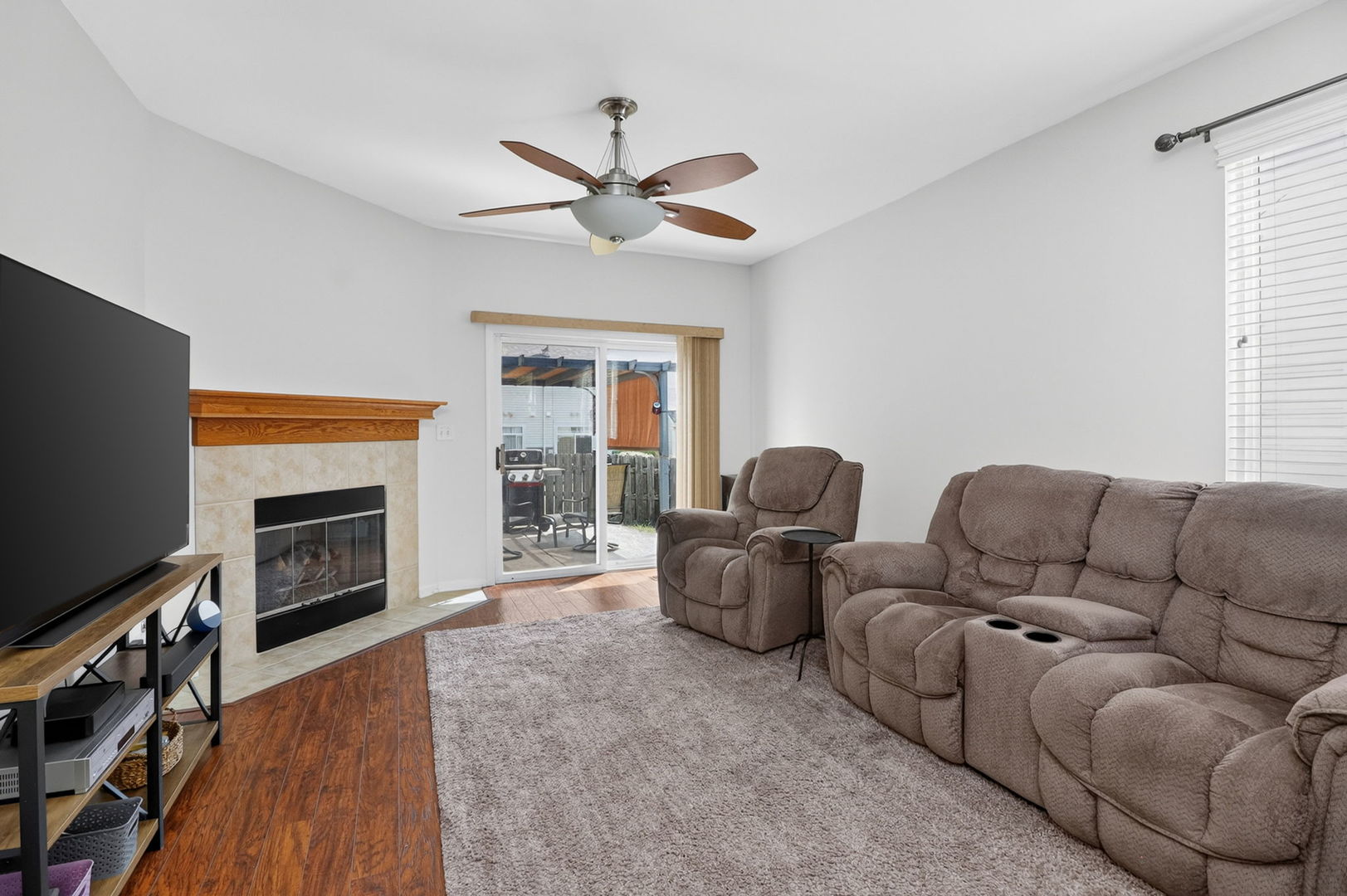 8218 Tremont Lane Property Photo 4