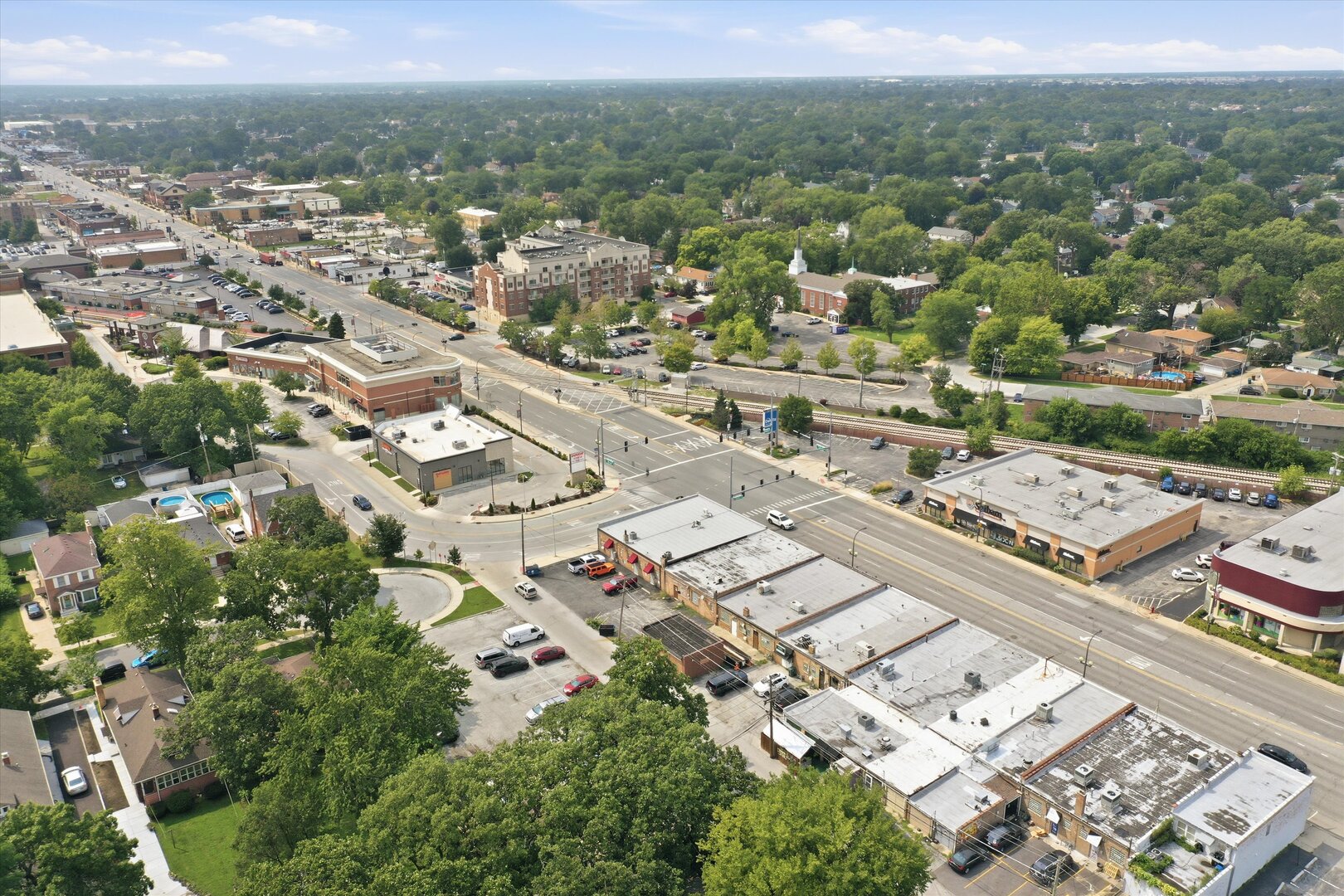 5005 W 95th Street Property Photo 3