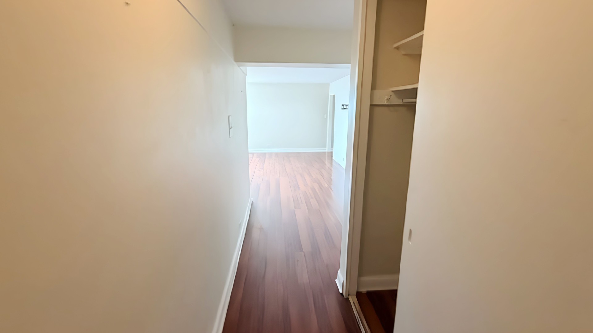 7337 S South Shore Drive 918 Property Photo 8