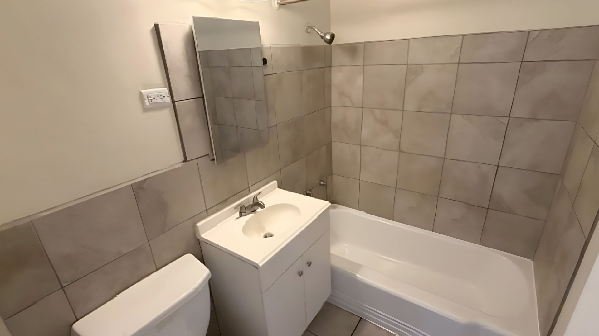 7337 S South Shore Drive 918 Property Photo 16