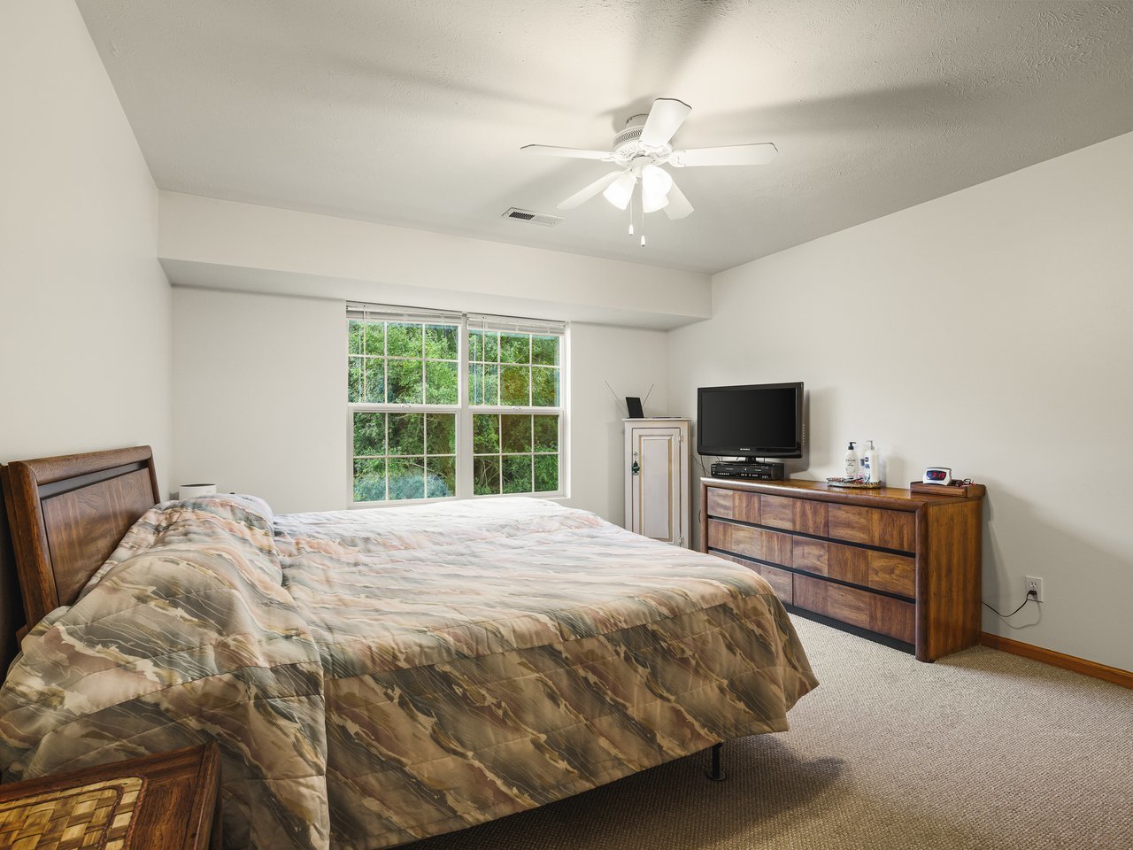 5632 Andrews Drive 3 Property Photo 16