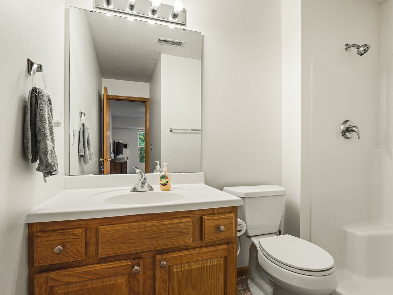 5632 Andrews Drive 3 Property Photo 19