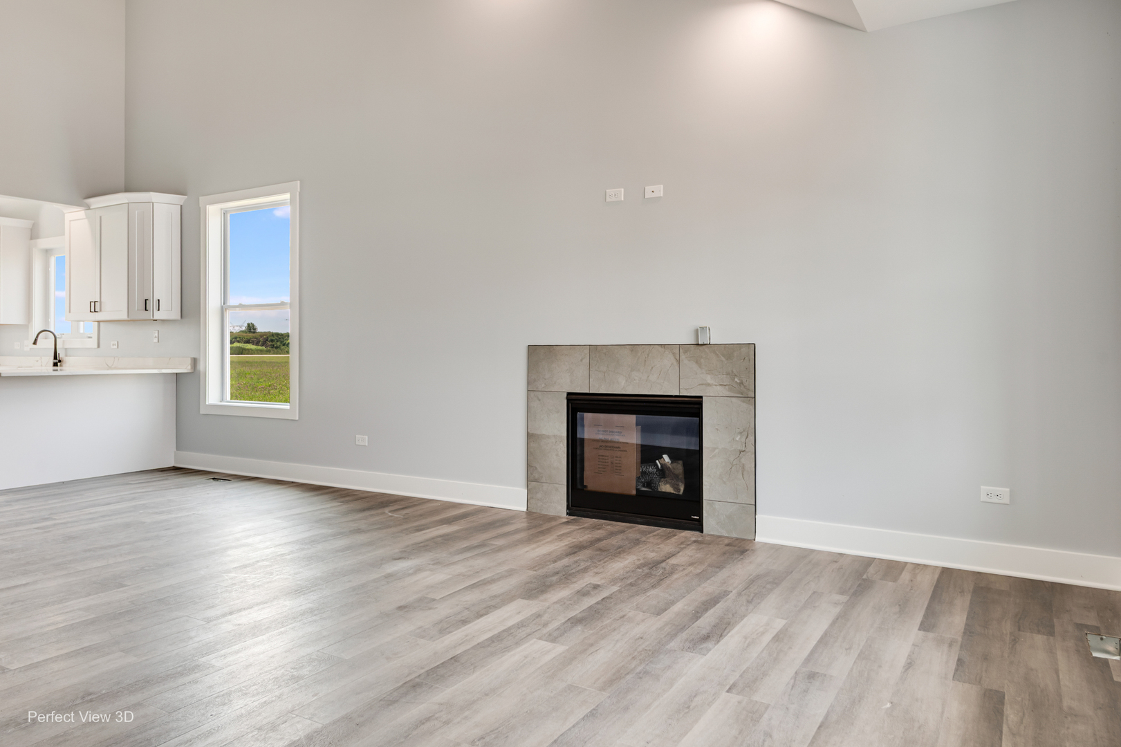 2080 Waters Edge Drive Property Photo 7