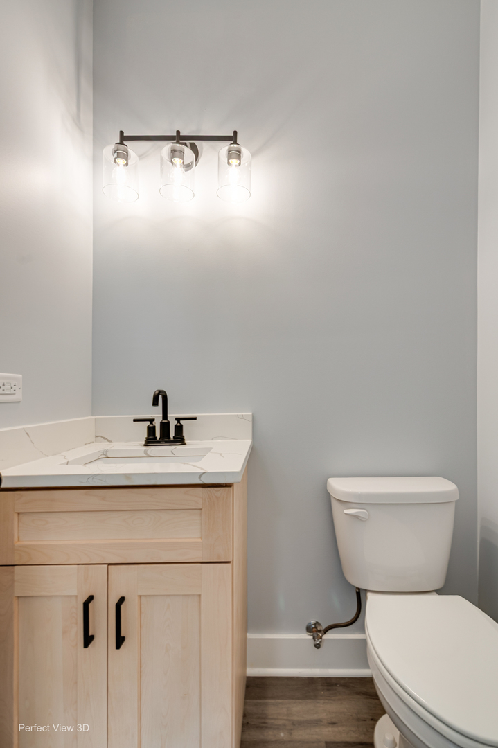 2080 Waters Edge Drive Property Photo 13