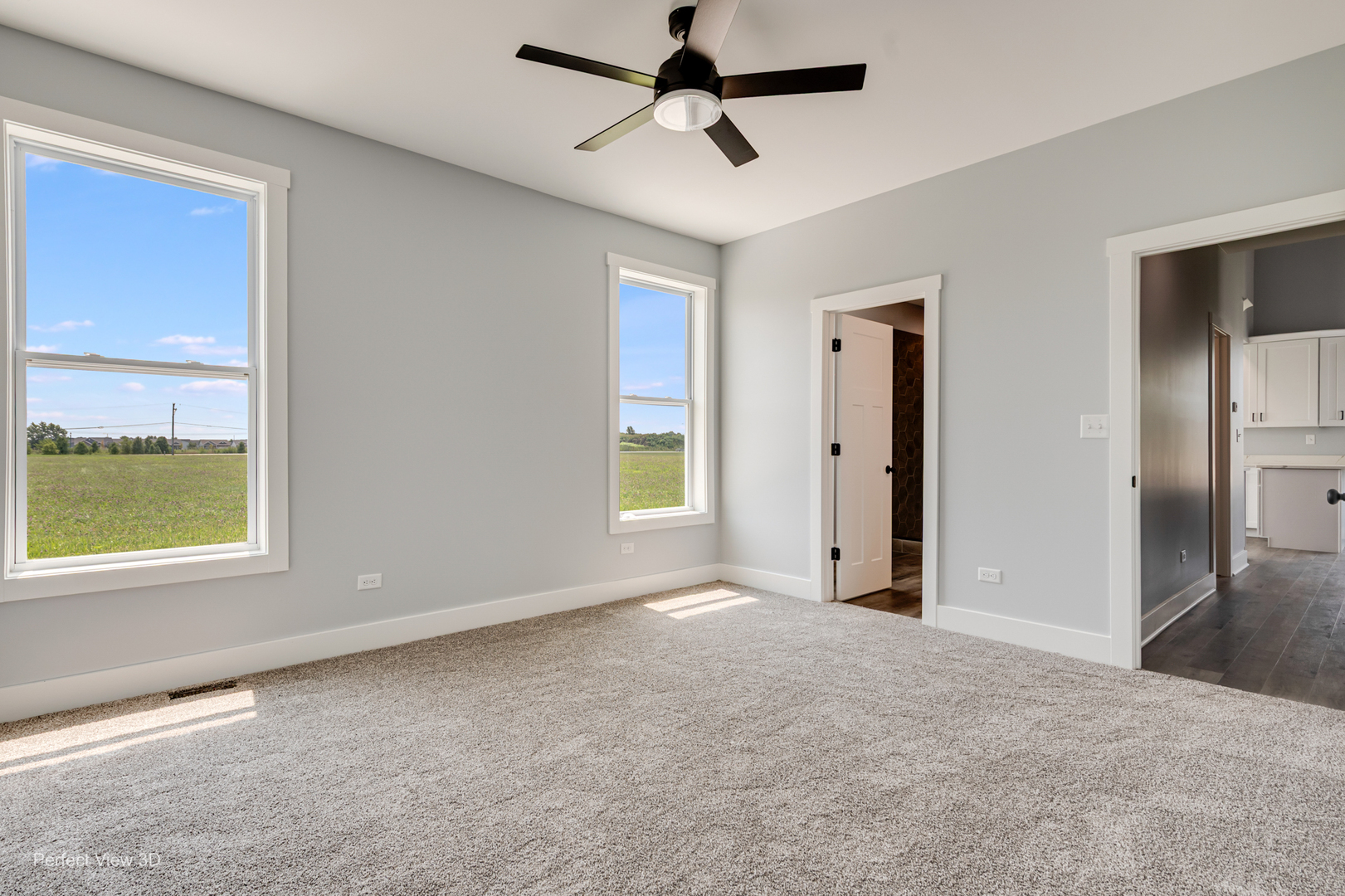 2080 Waters Edge Drive Property Photo 14