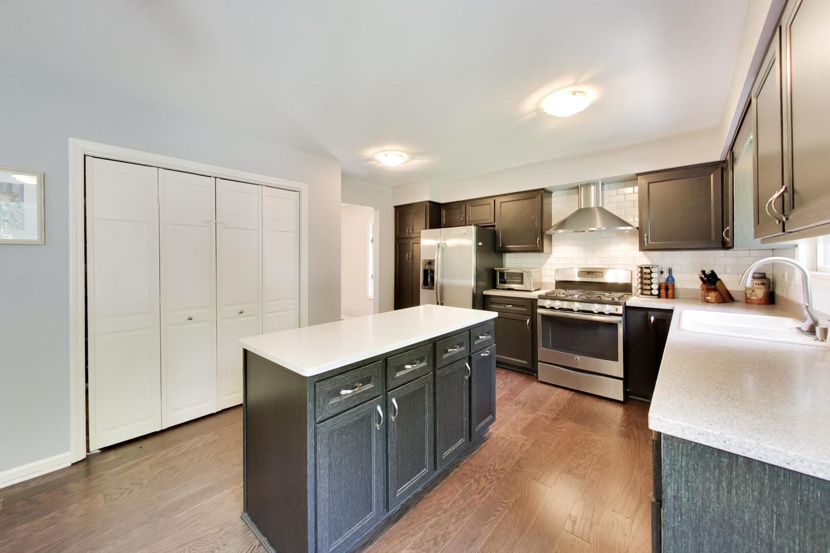 802 Wilmot Road Property Photo 10