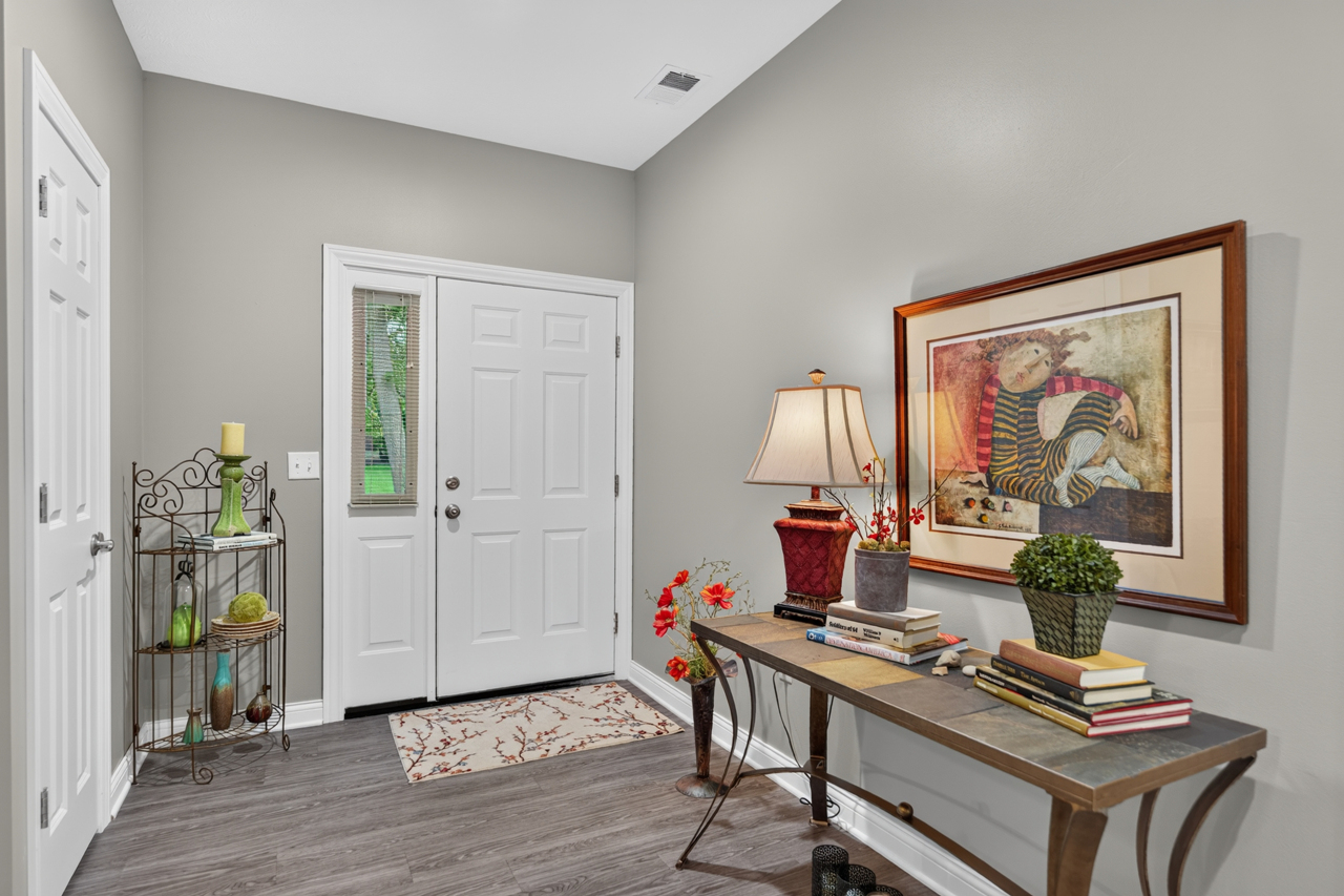 6294 Parks Edge Drive Property Photo 3