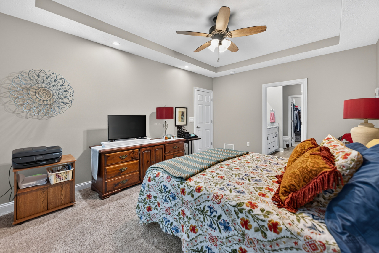6294 Parks Edge Drive Property Photo 14