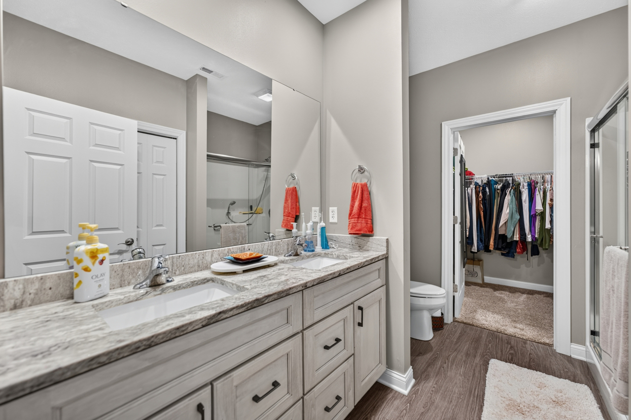 6294 Parks Edge Drive Property Photo 15