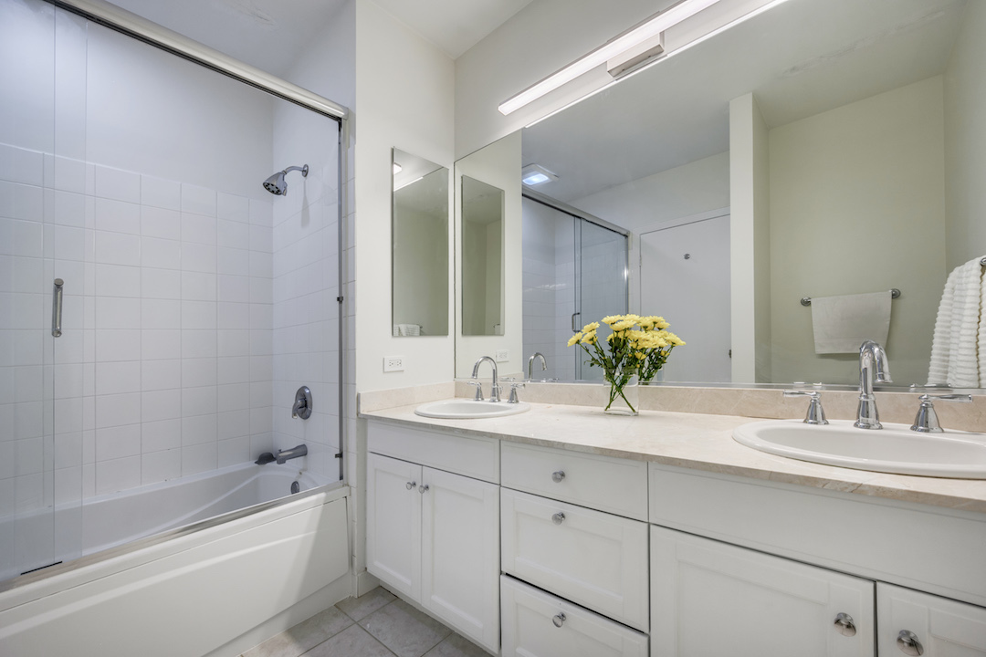 400 N Clinton Street 601 Property Photo 17