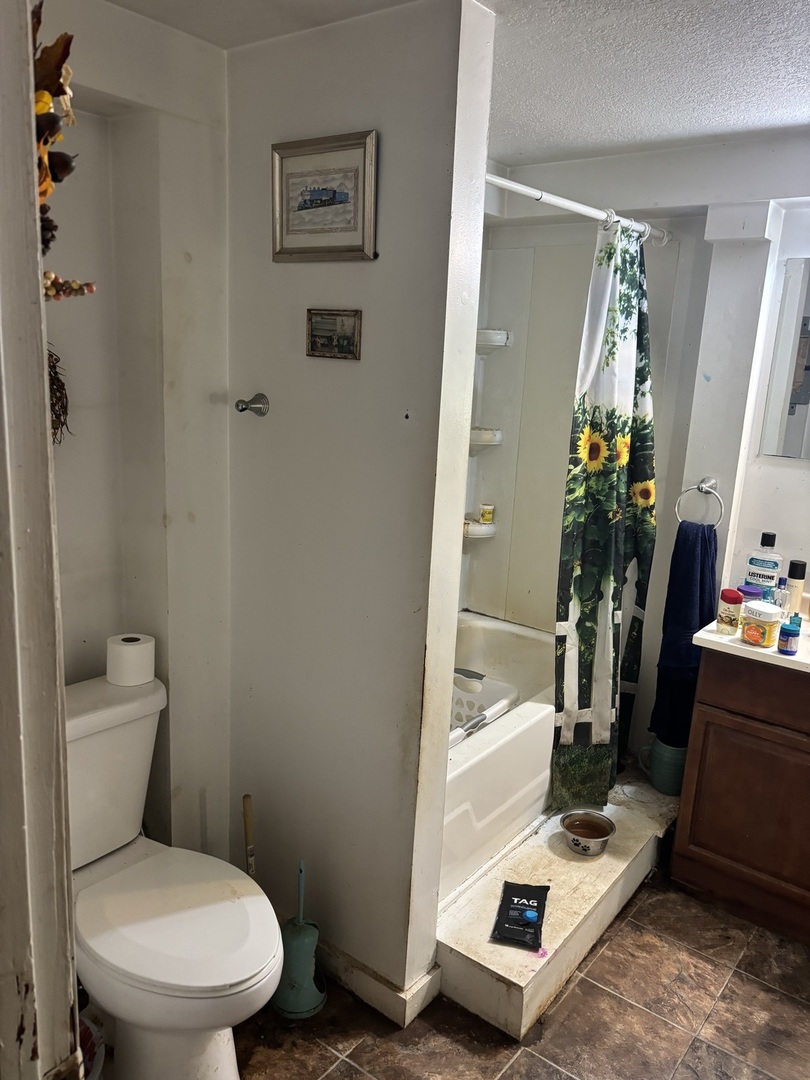 309 E Walnut Street Property Photo 13
