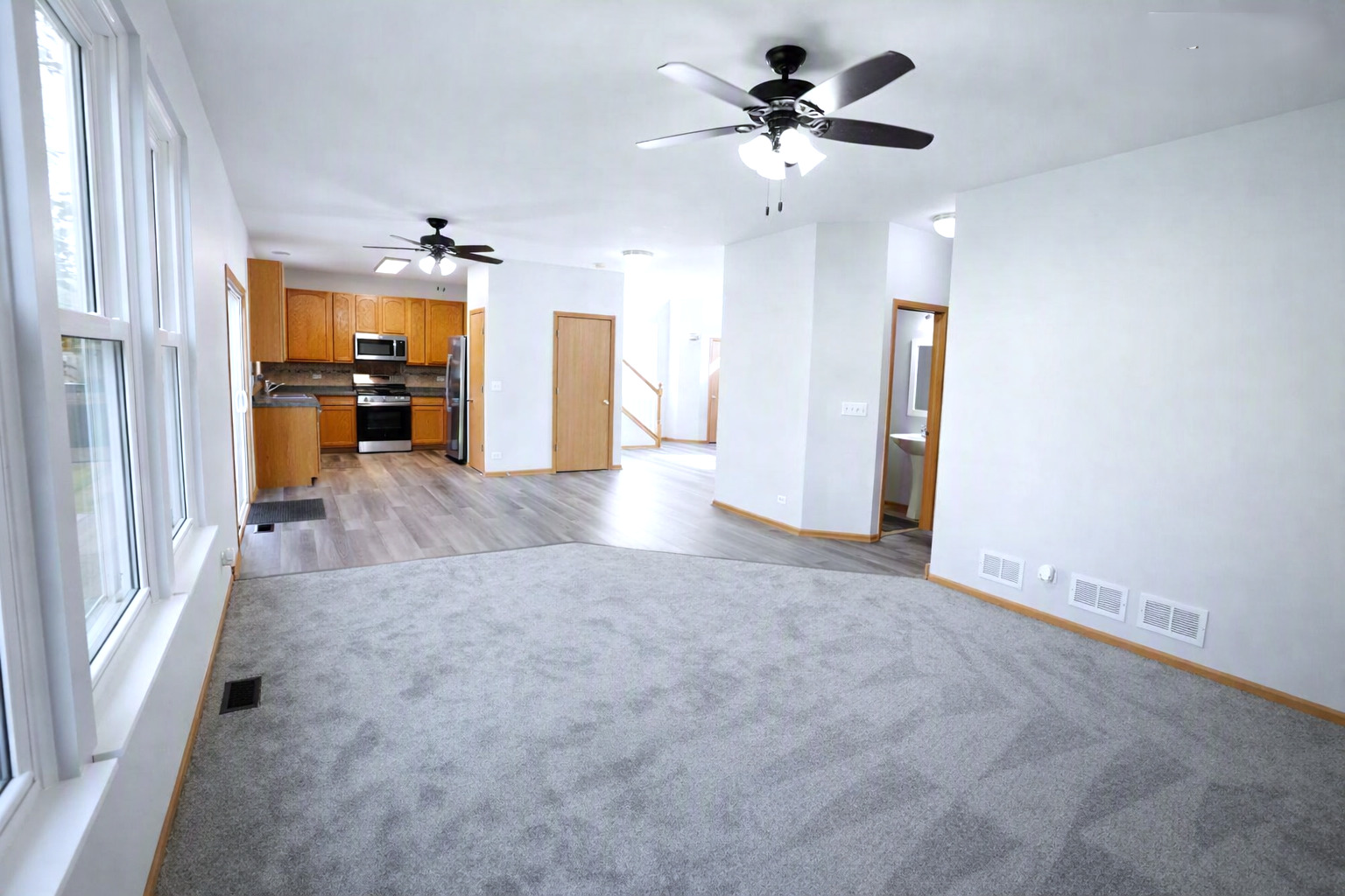 2384 Lundquist Drive Property Photo 3