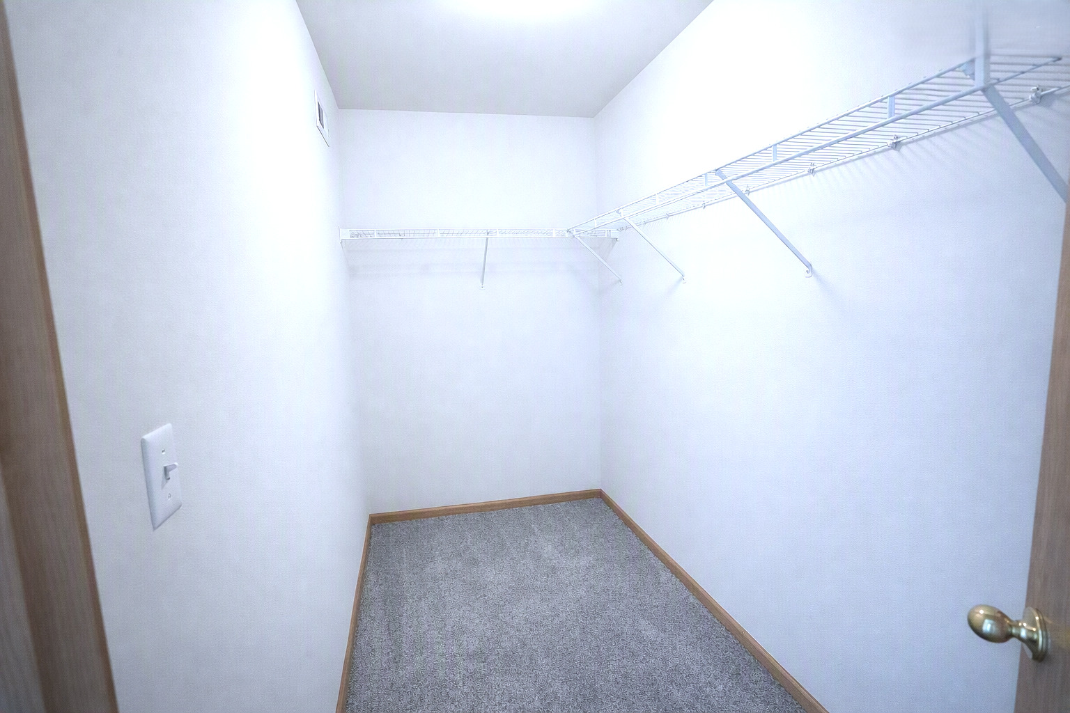 2384 Lundquist Drive Property Photo 16