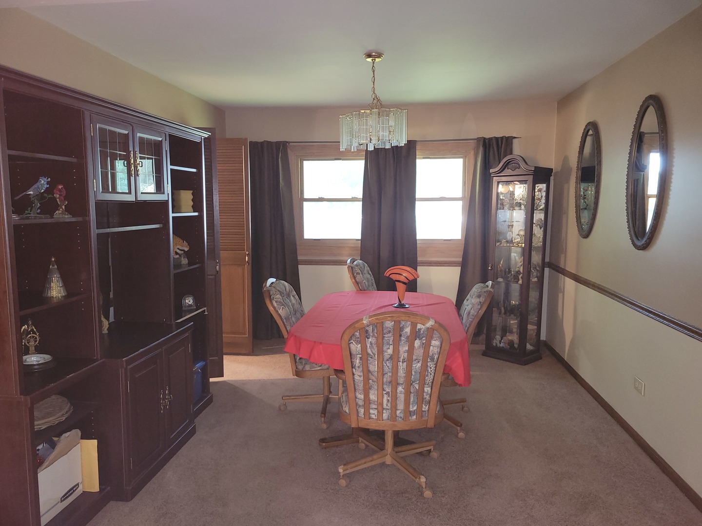 425 S Arlington Heights Road Property Photo 7
