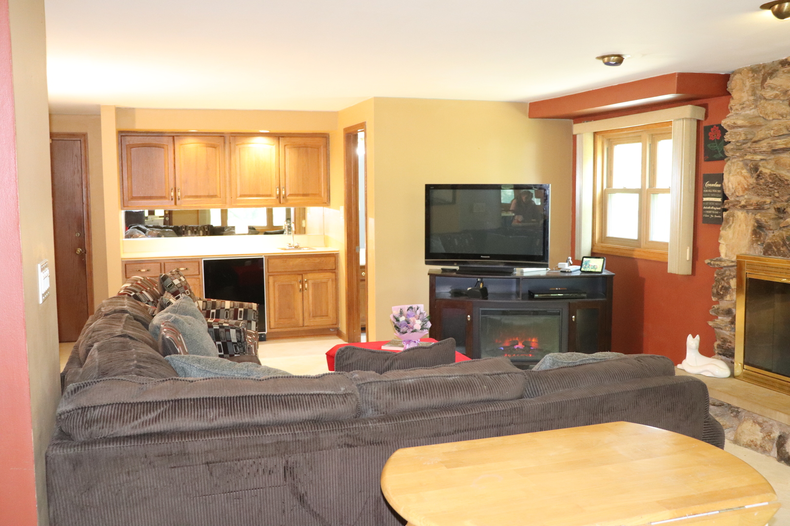 425 S Arlington Heights Road Property Photo 15
