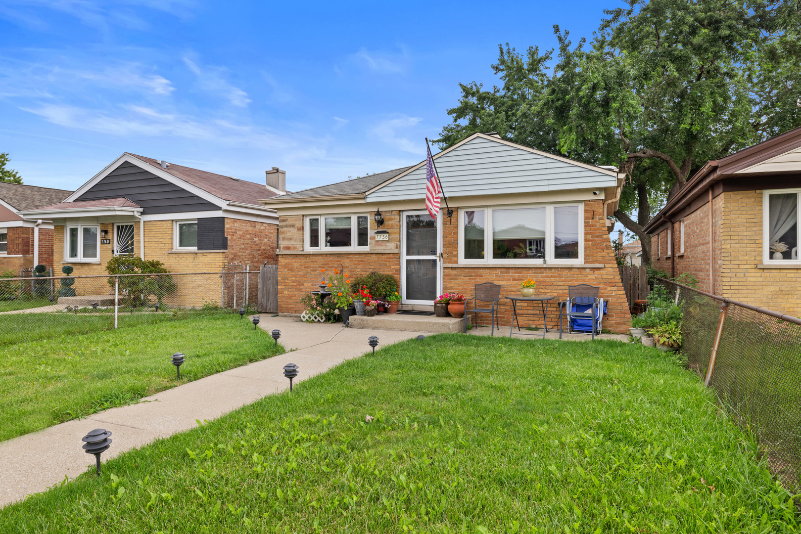 7736 Lotus Avenue Property Photo 2