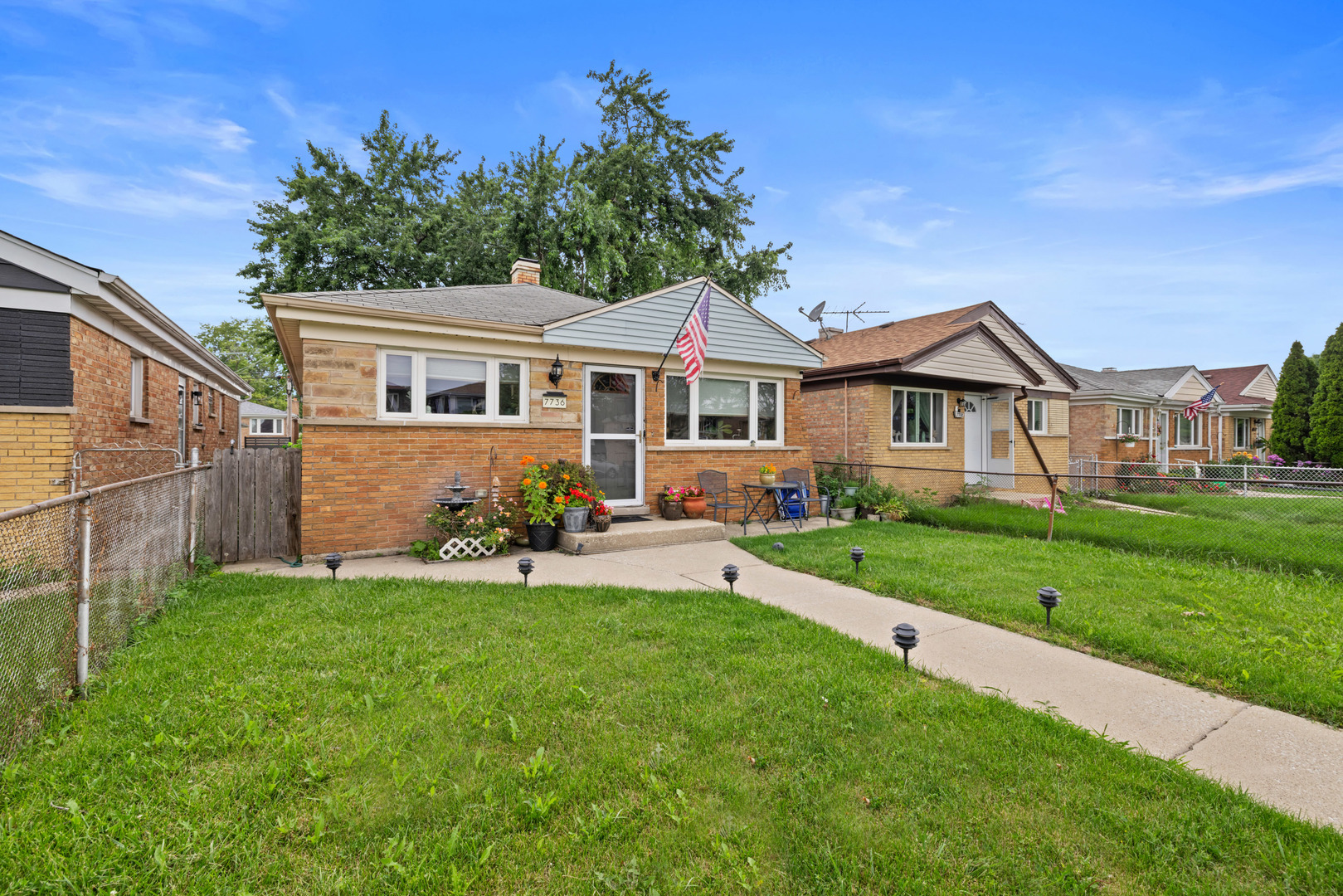 7736 Lotus Avenue Property Photo 4