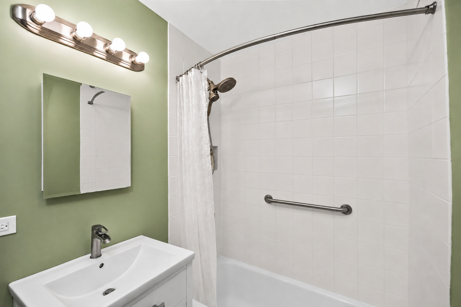 1360 N Sandburg Terrace 2912 Property Photo 12