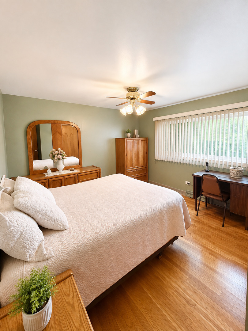116 N May Street Property Photo 7