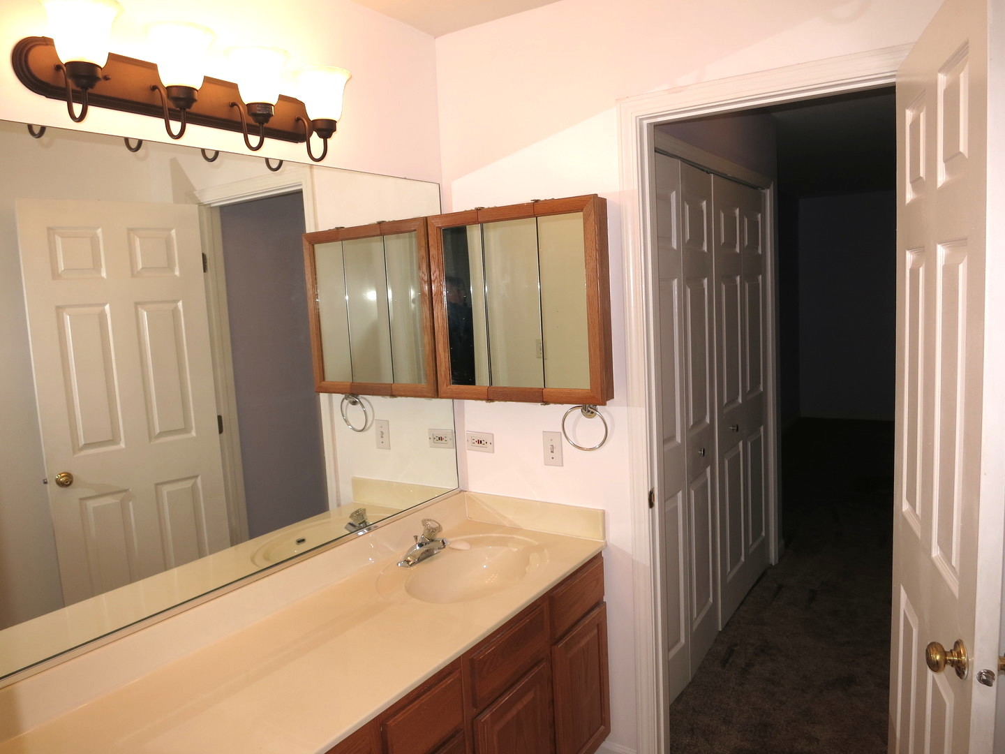 2039 Tamahawk Lane Property Photo 12