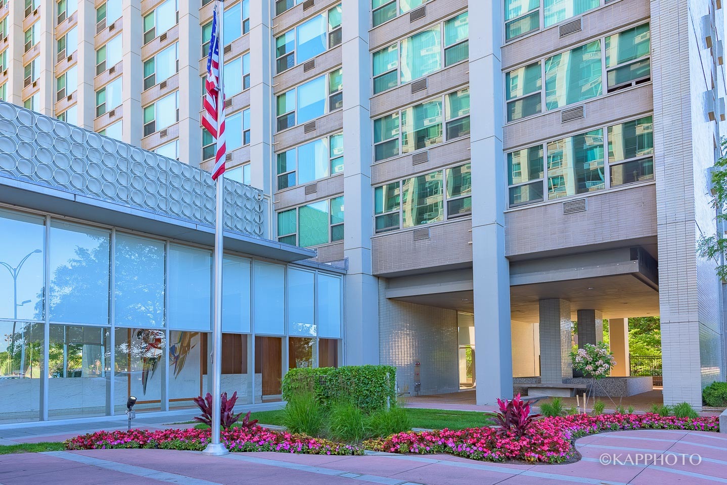 3600 N Lake Shore Drive 1216 Property Photo 4