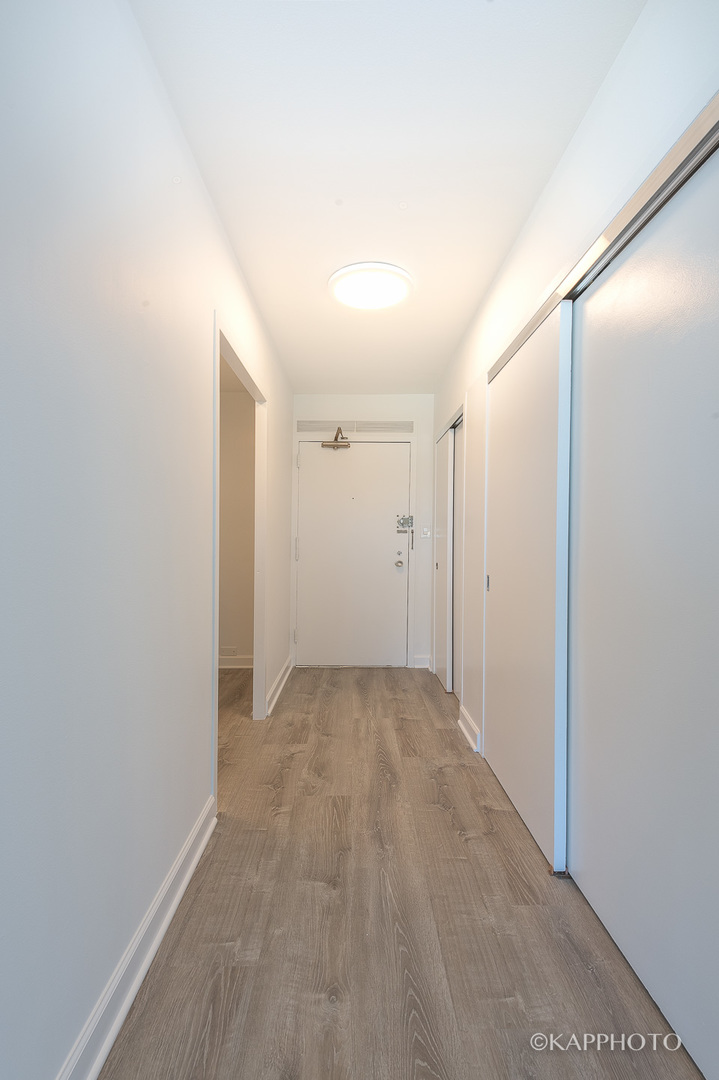3600 N Lake Shore Drive 1216 Property Photo 15