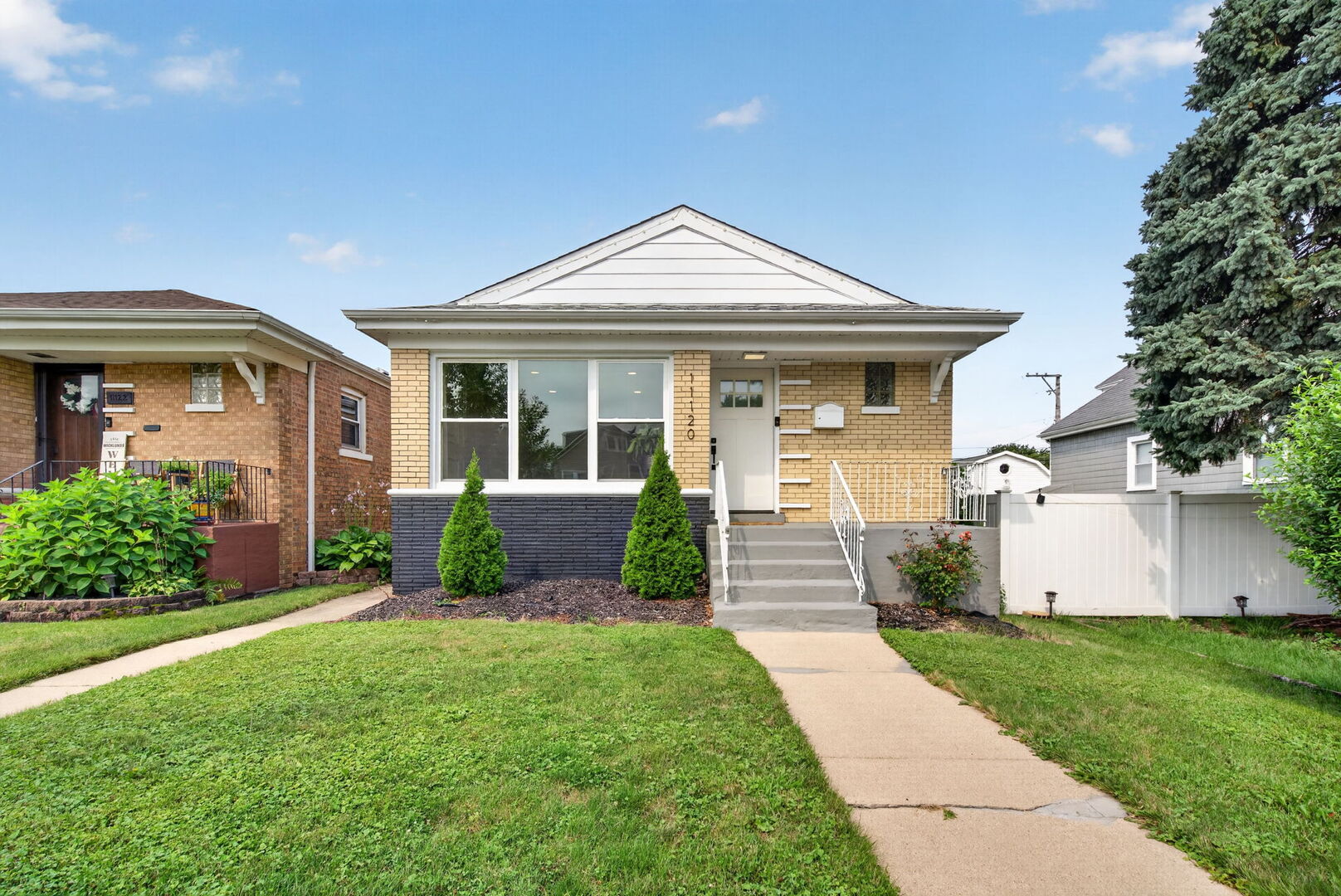 11120 S Albany Avenue Property Photo 1