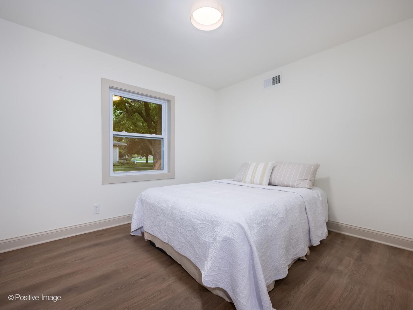 10059 S Spaulding Avenue Property Photo 12