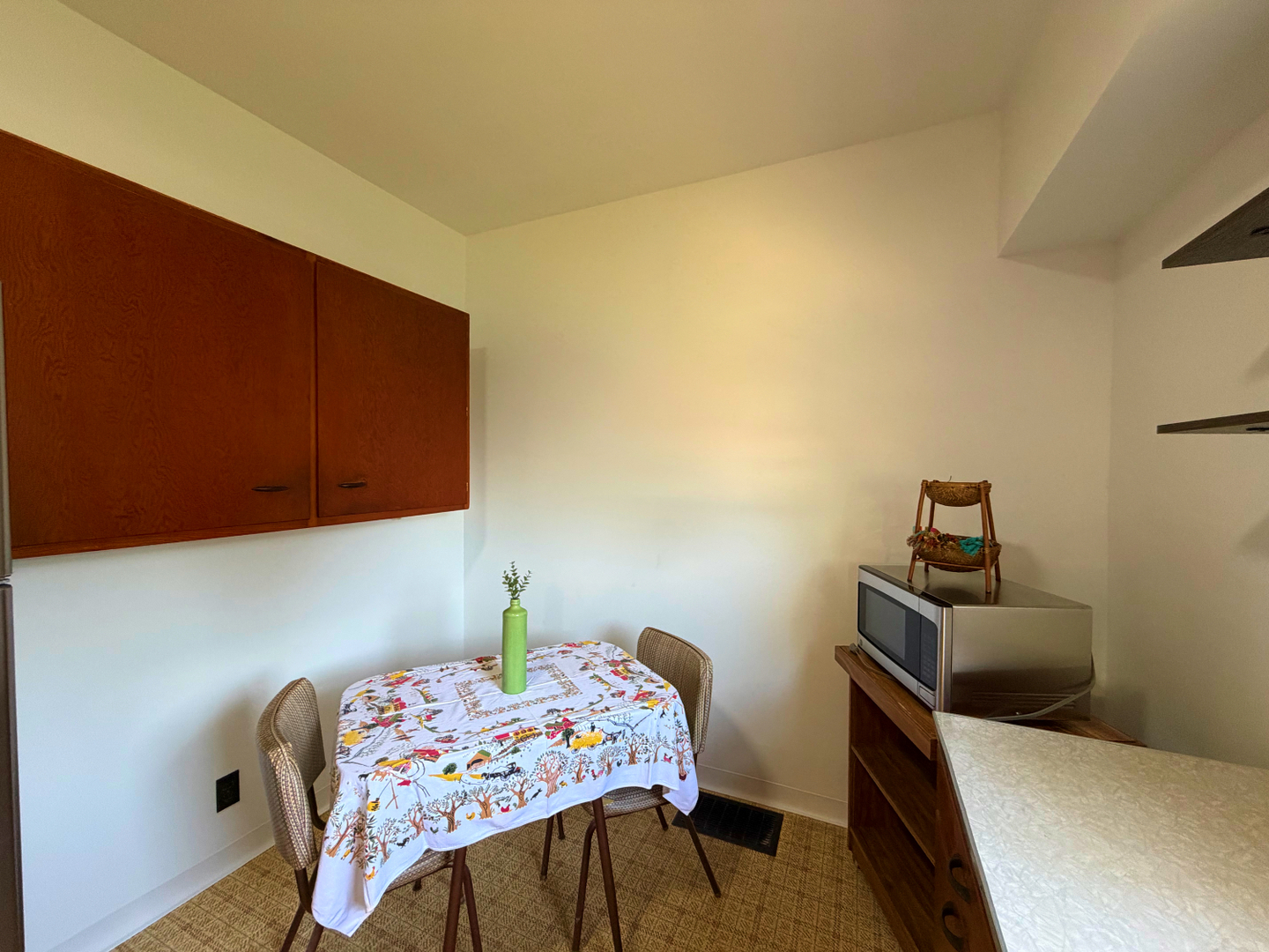 2010 Elm Street Property Photo 13