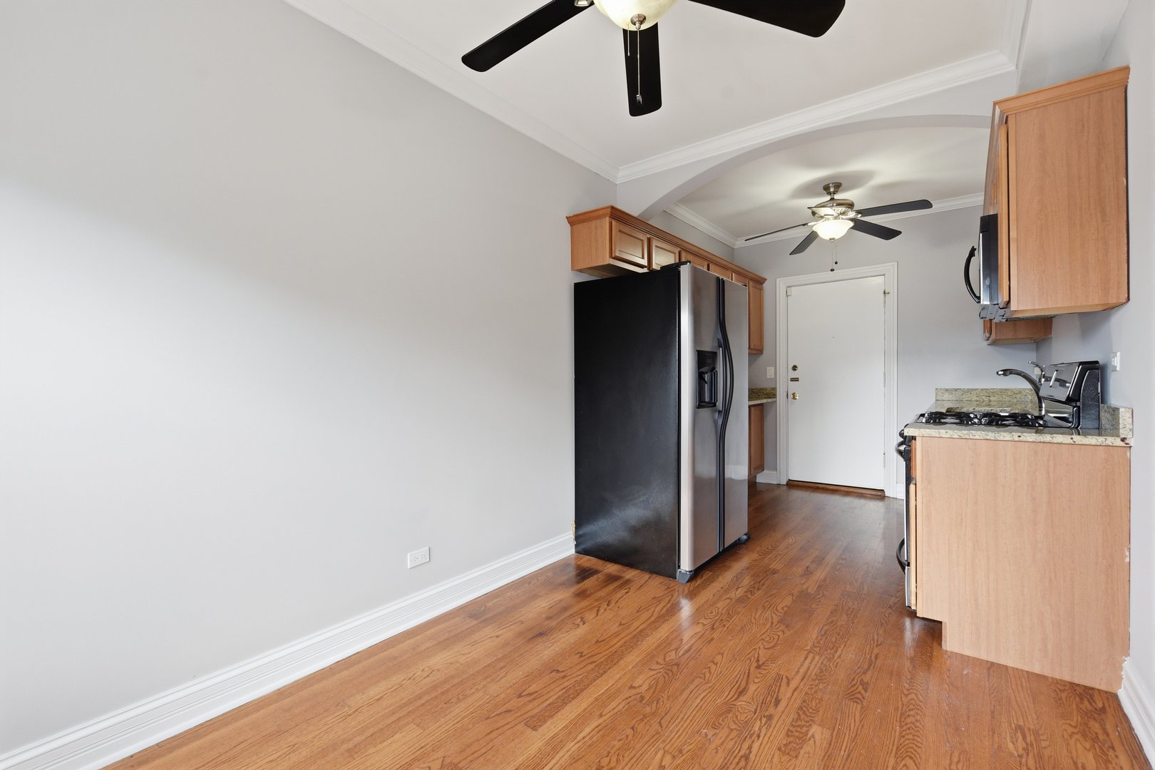 4856 W Warner Avenue 2n Property Photo 9