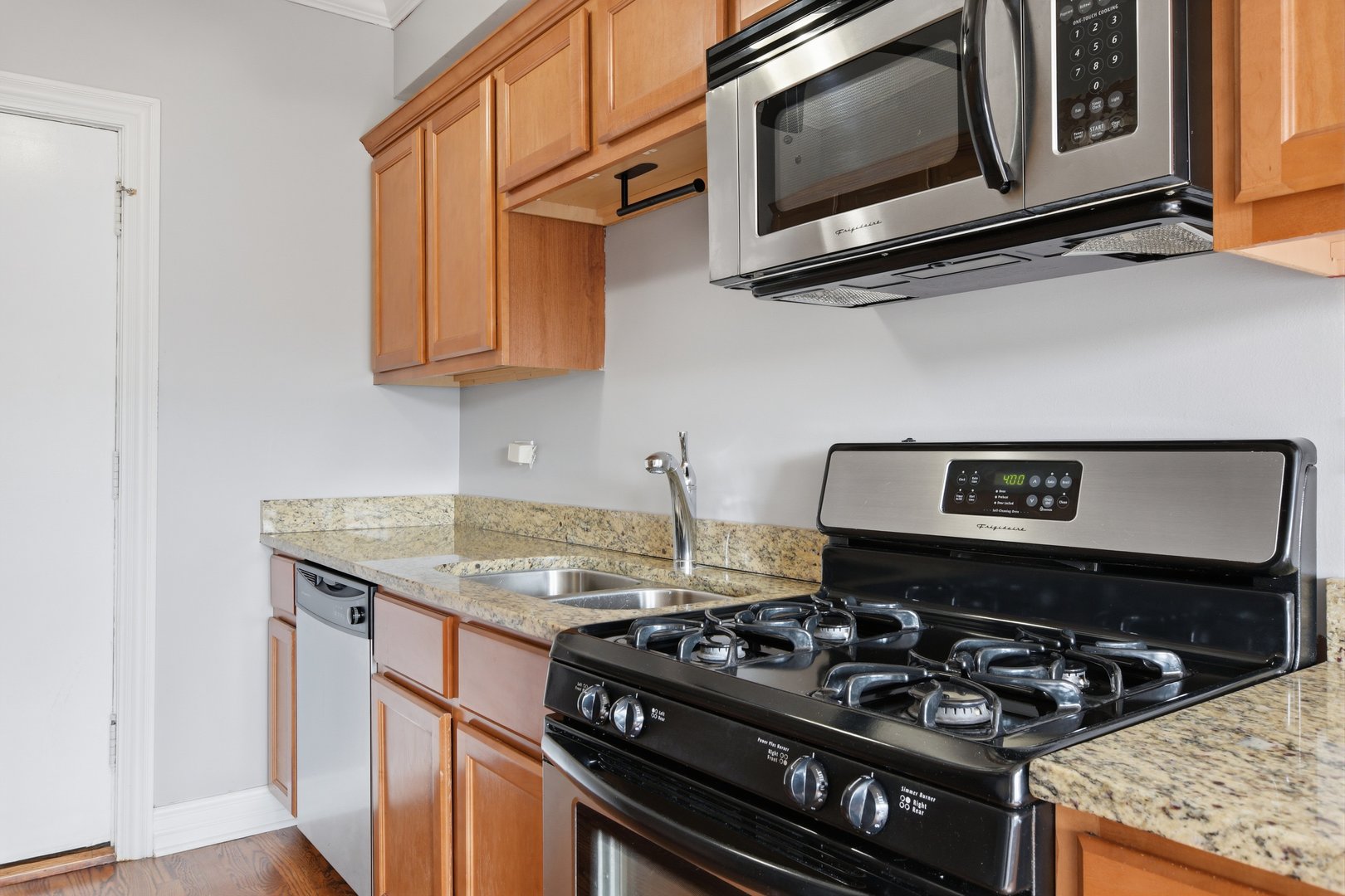 4856 W Warner Avenue 2n Property Photo 12