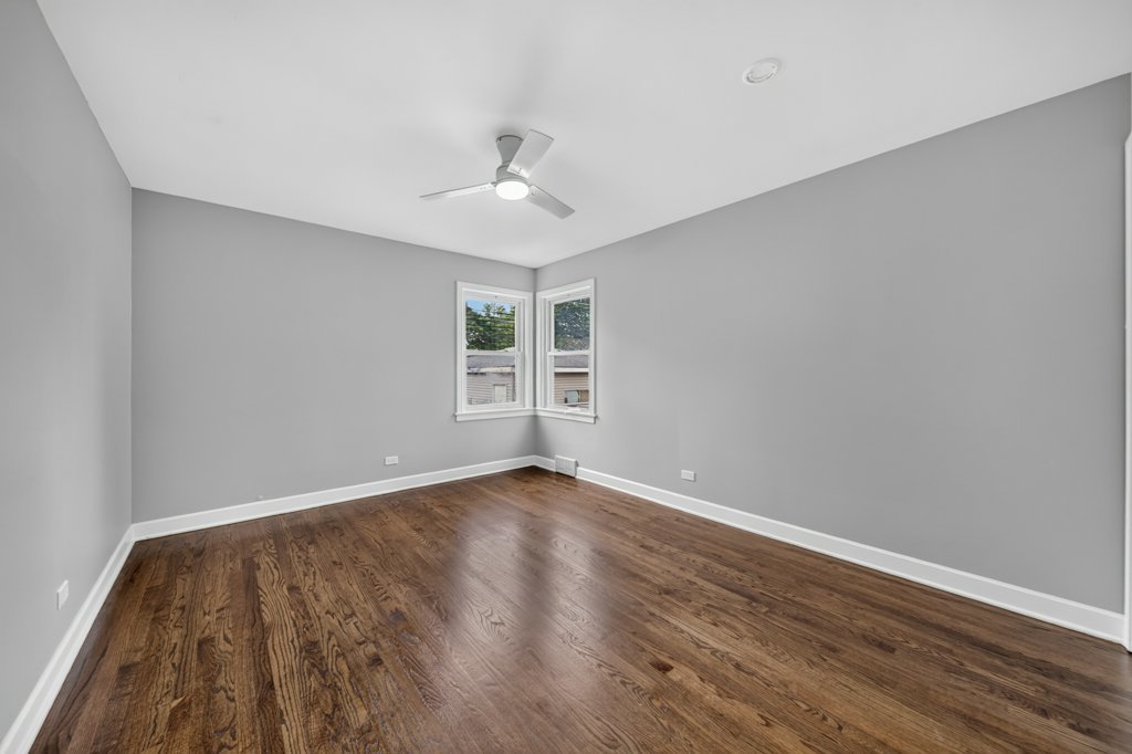 8152 Knox Avenue Property Photo 15