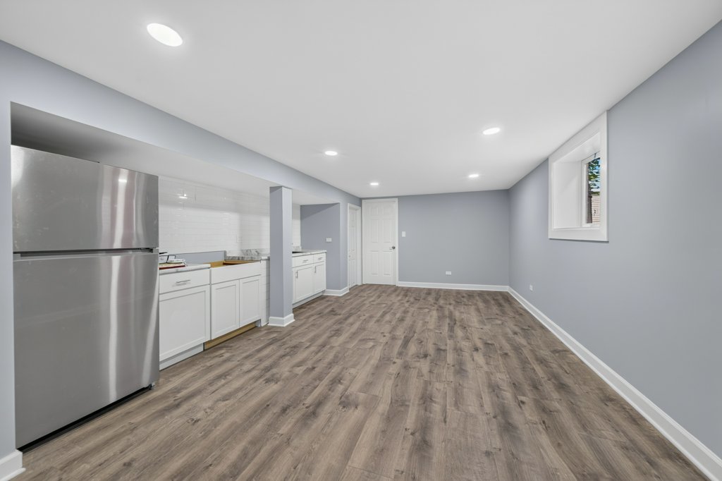 8152 Knox Avenue Property Photo 22