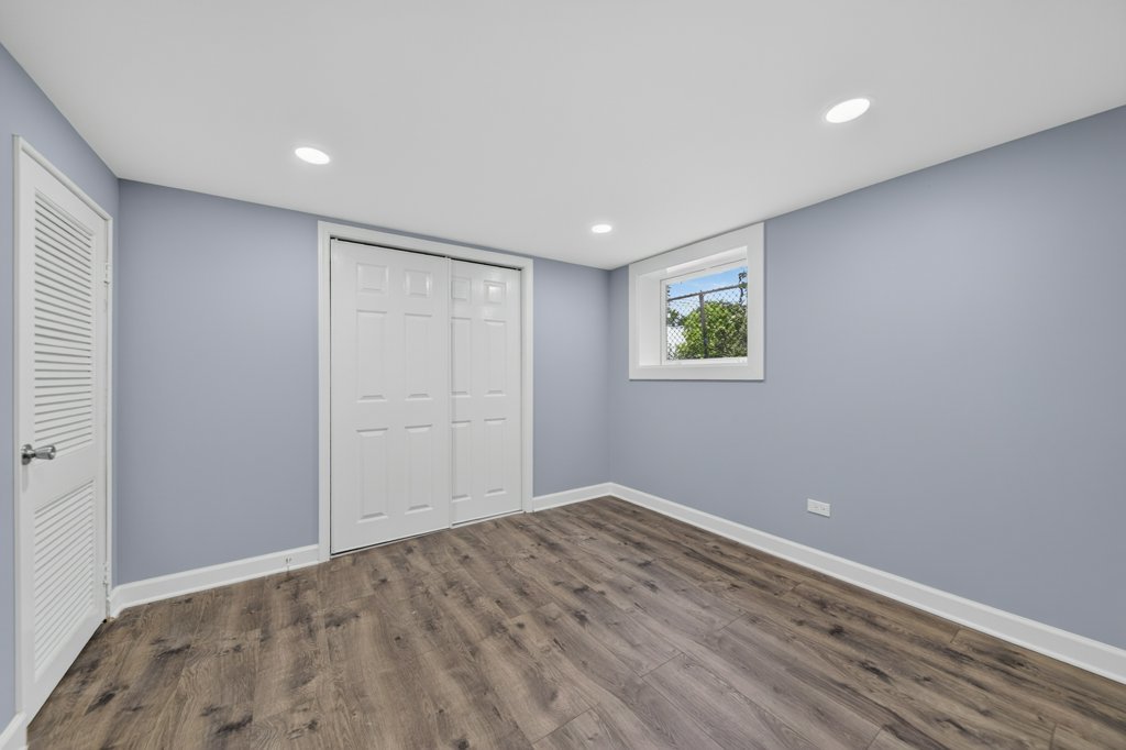 8152 Knox Avenue Property Photo 23