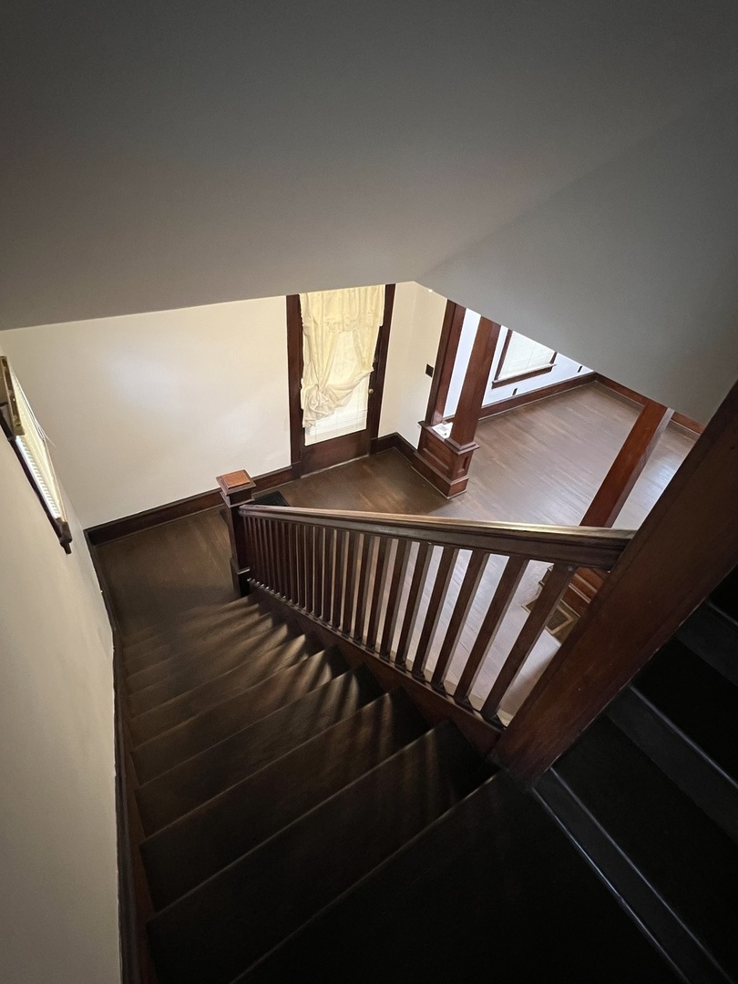 1214 W Olive Street Property Photo 4