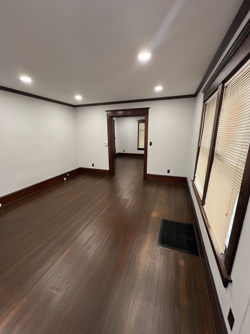 1214 W Olive Street Property Photo 10