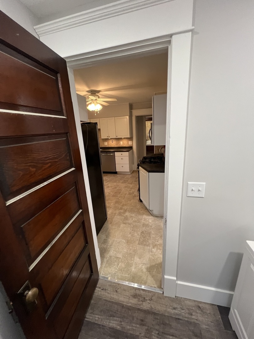 1214 W Olive Street Property Photo 14