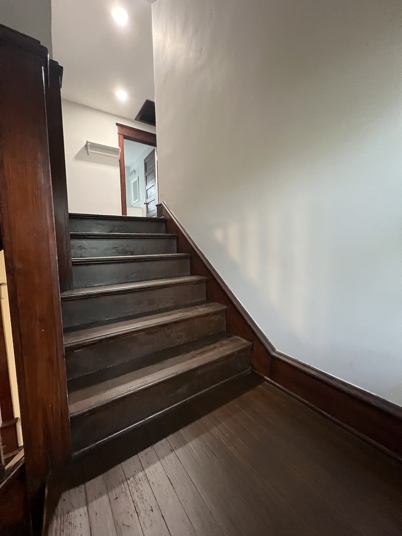 1214 W Olive Street Property Photo 17