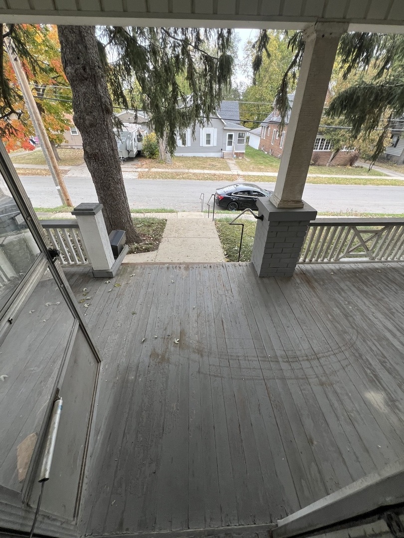 1214 W Olive Street Property Photo 34