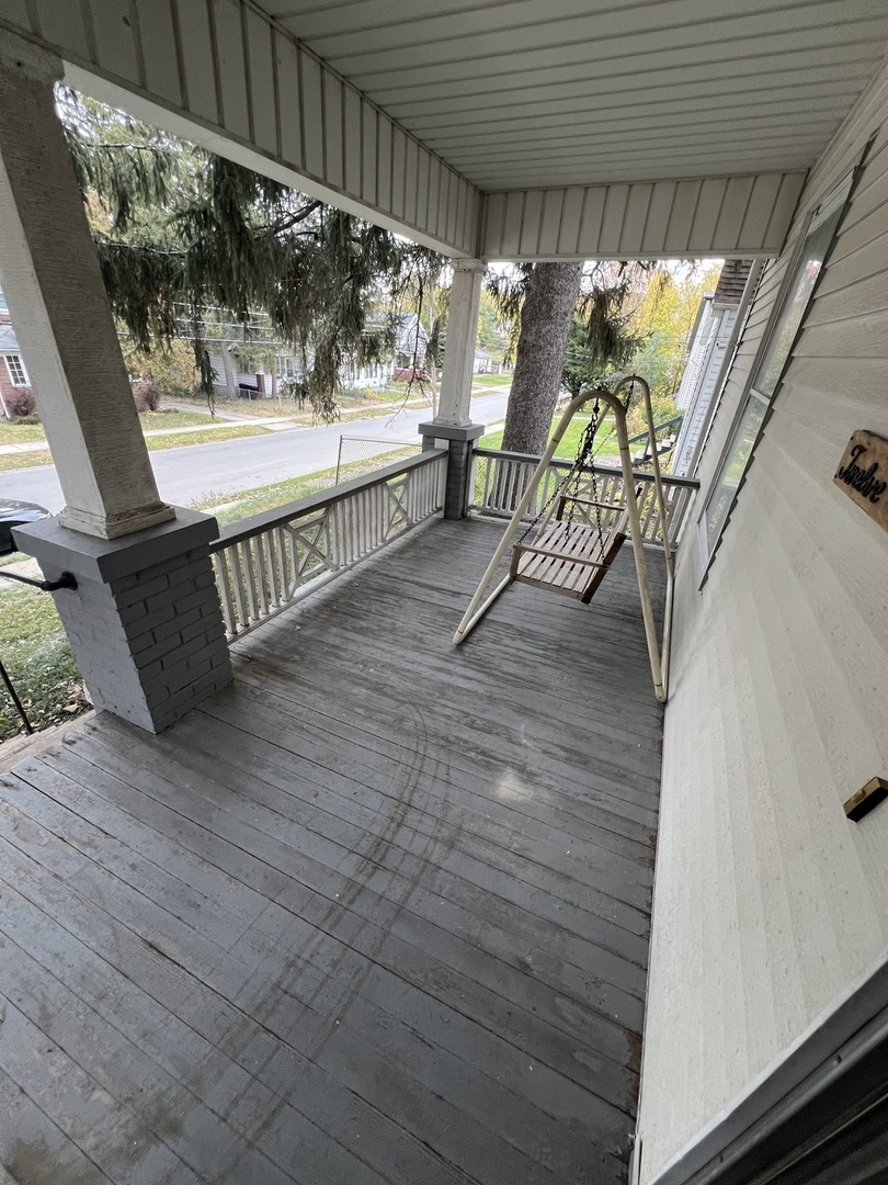 1214 W Olive Street Property Photo 35