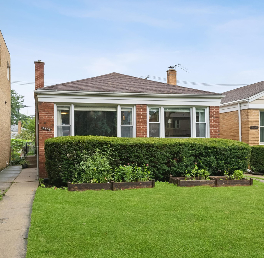 3114 W Jerome Street Property Photo 1