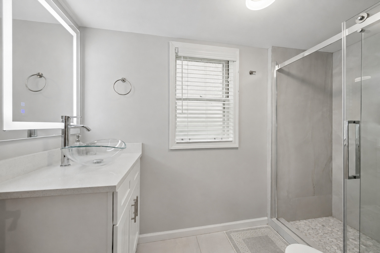 3114 W Jerome Street Property Photo 18